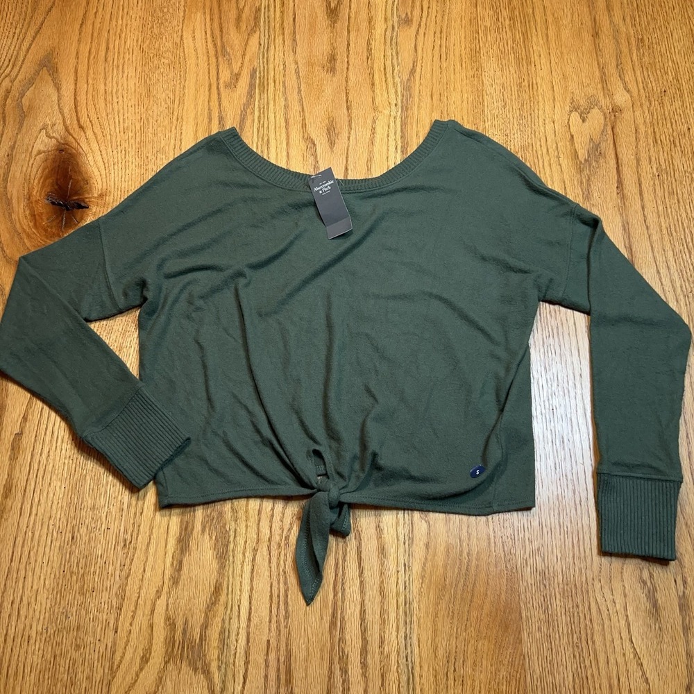 Abercrombie & Fitch Knot Crop Sweater Women's Small Green Crew Neck NWT